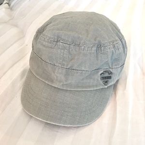 Roxy hat